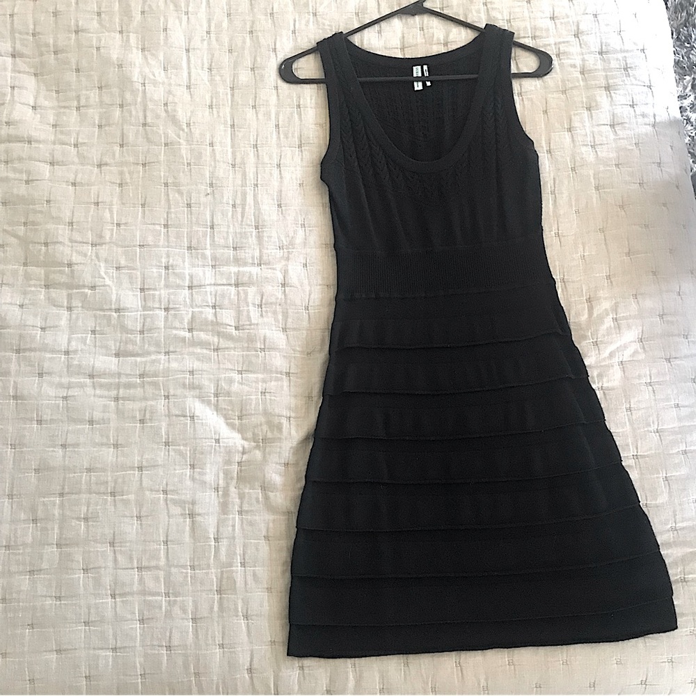 EUC • Guess by Marciano • Dress